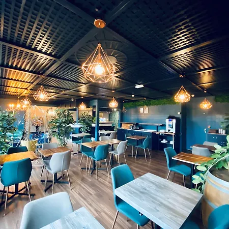 Sure By Western Calais Tunnel S/ Manche Hotel