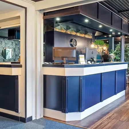 Sure By Western Calais Tunnel S/ Manche Hotel 2*