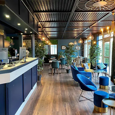 Sure By Western Calais Tunnel S/ Manche Hotel