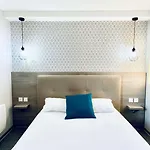 Hotel Sure By Western Calais Tunnel S/ Manche