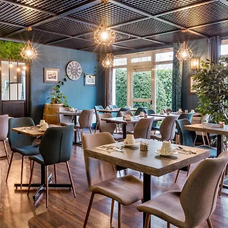 Sure By Western Calais Tunnel S/ Manche 호텔