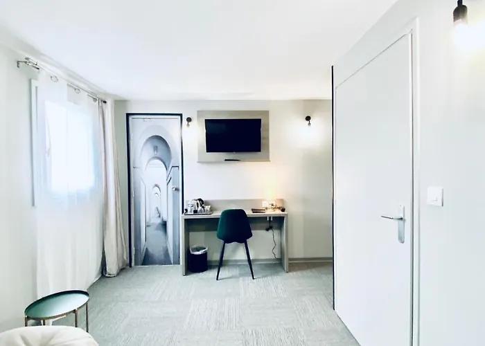 Sure By Western Calais Tunnel S/ Manche 2* Coquelles