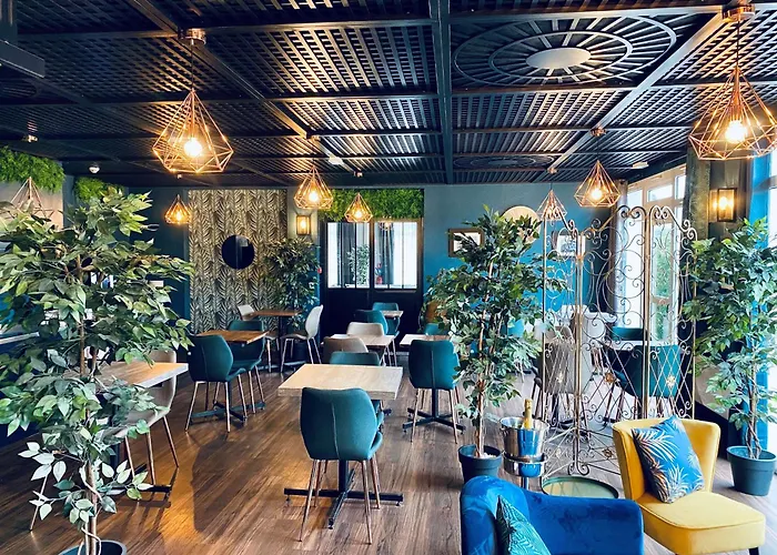 Sure By Western Calais Tunnel S/ Manche Hotel 2*