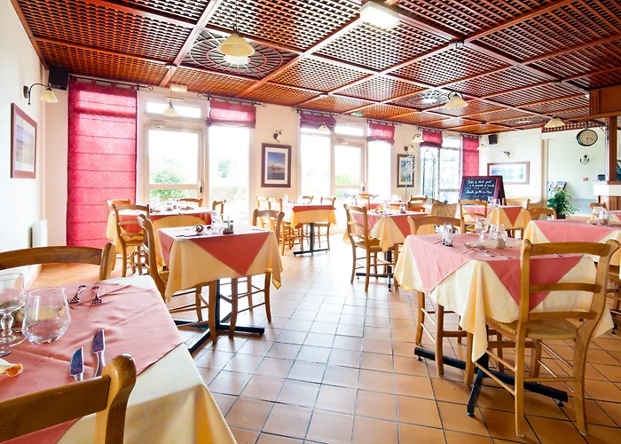 Sure By Western Calais Tunnel S/ Manche Hotel 2*