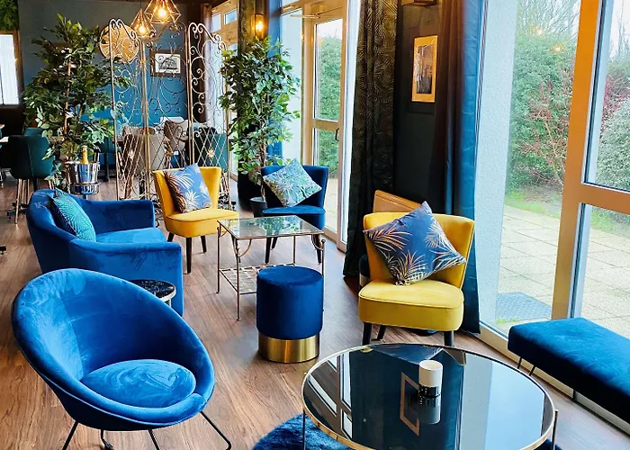 Hotel Sure By Western Calais Tunnel S/ Manche 2*