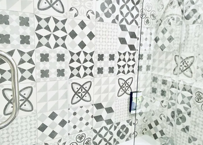 Sure By Western Calais Tunnel S/ Manche