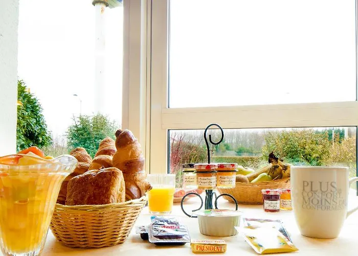 Sure By Western Calais Tunnel S/ Manche Coquelles