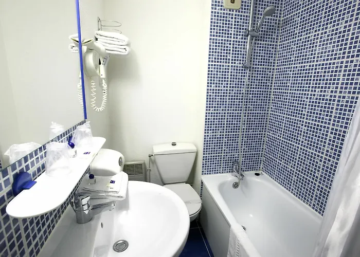 Hotel Sure By Western Calais Tunnel S/ Manche